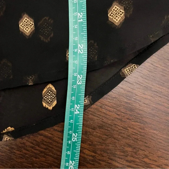 Lucky brand  black/ gold sheer women’s top size medium - Picture 6 of 6